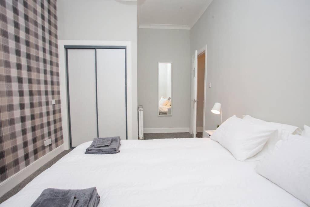 The Warwick Apartment Greenock Dış mekan fotoğraf